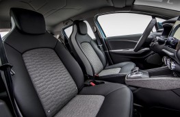 Renault Zoe 2020 front seats
